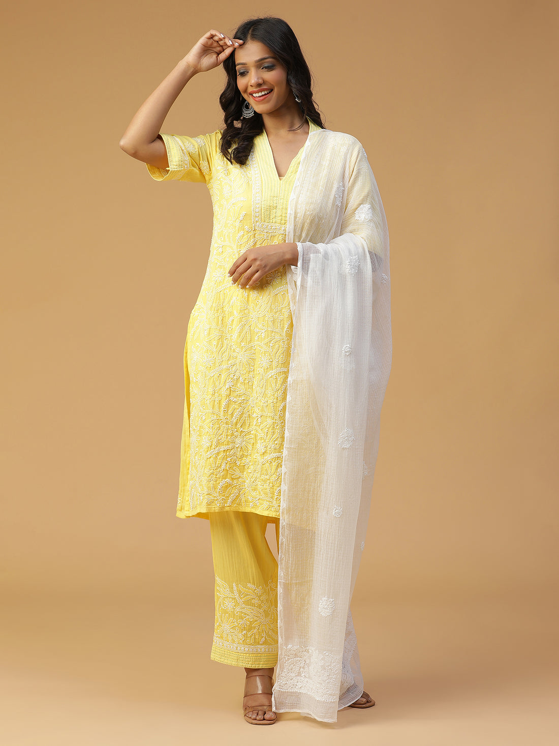 Lucknowi Chikankari Kota Dupatta with Applique work detailing