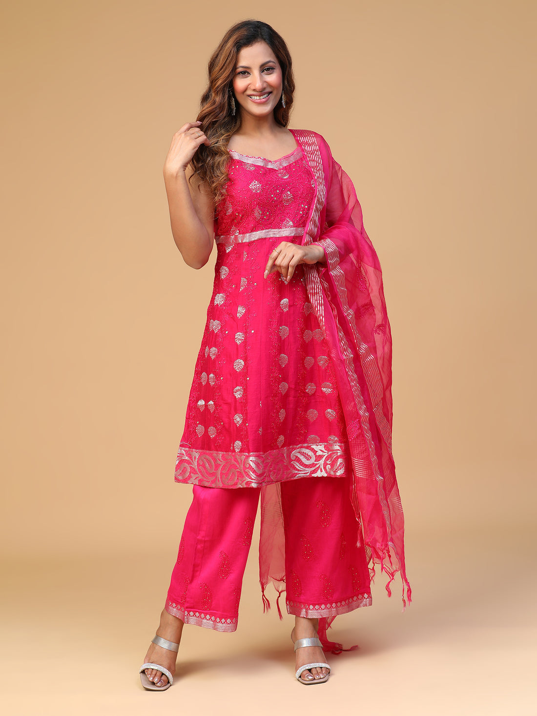 CHIKANKARI CHANDERI SPAGHETTI KURTA WITH DUPATTA AND PANTS SET