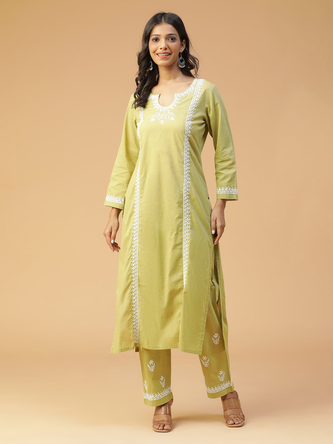 Soft and Comfortable Cotton Lucknow Chikankari Kurta Set in Olive Green