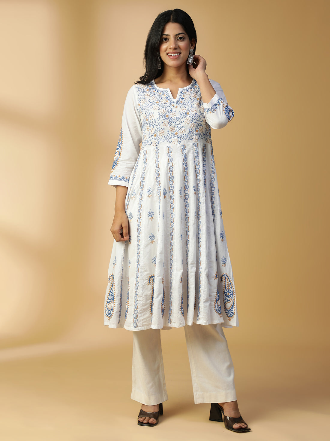 Hand Embroidered Lucknowi Chikankari Cotton Kali White Kurta CH0217B