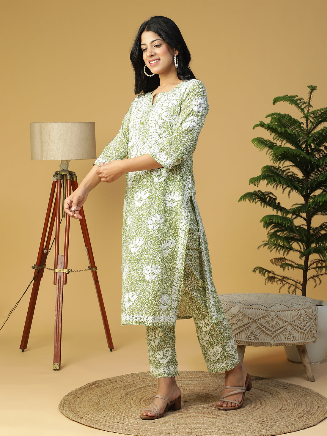 Semal Hand Embroidered Olive Green Printed Mul Cotton Lucknowi Chikankari Straight Kurta With Pants CH0173