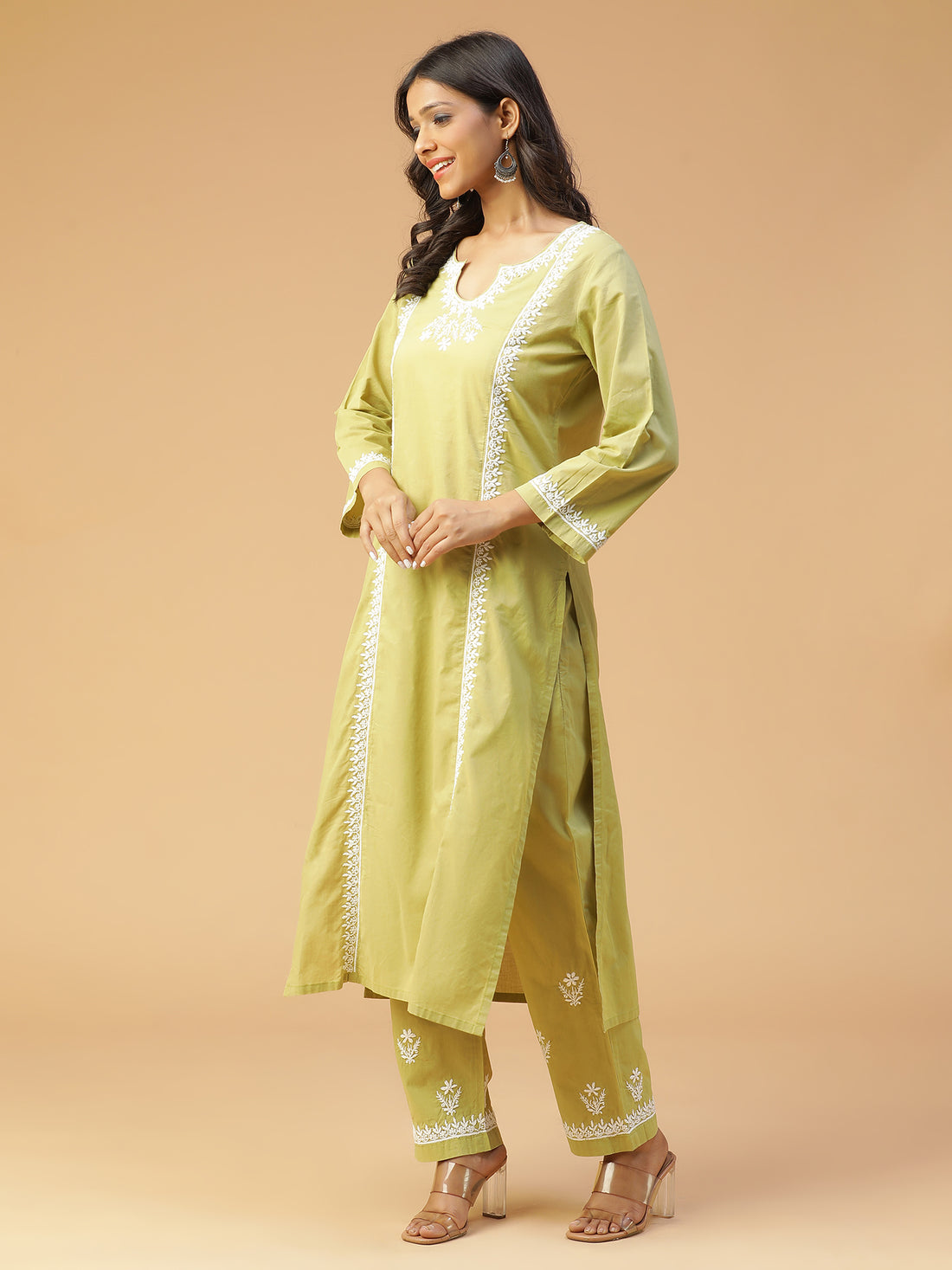 Soft and Comfortable Cotton Lucknow Chikankari Kurta Set in Olive Green