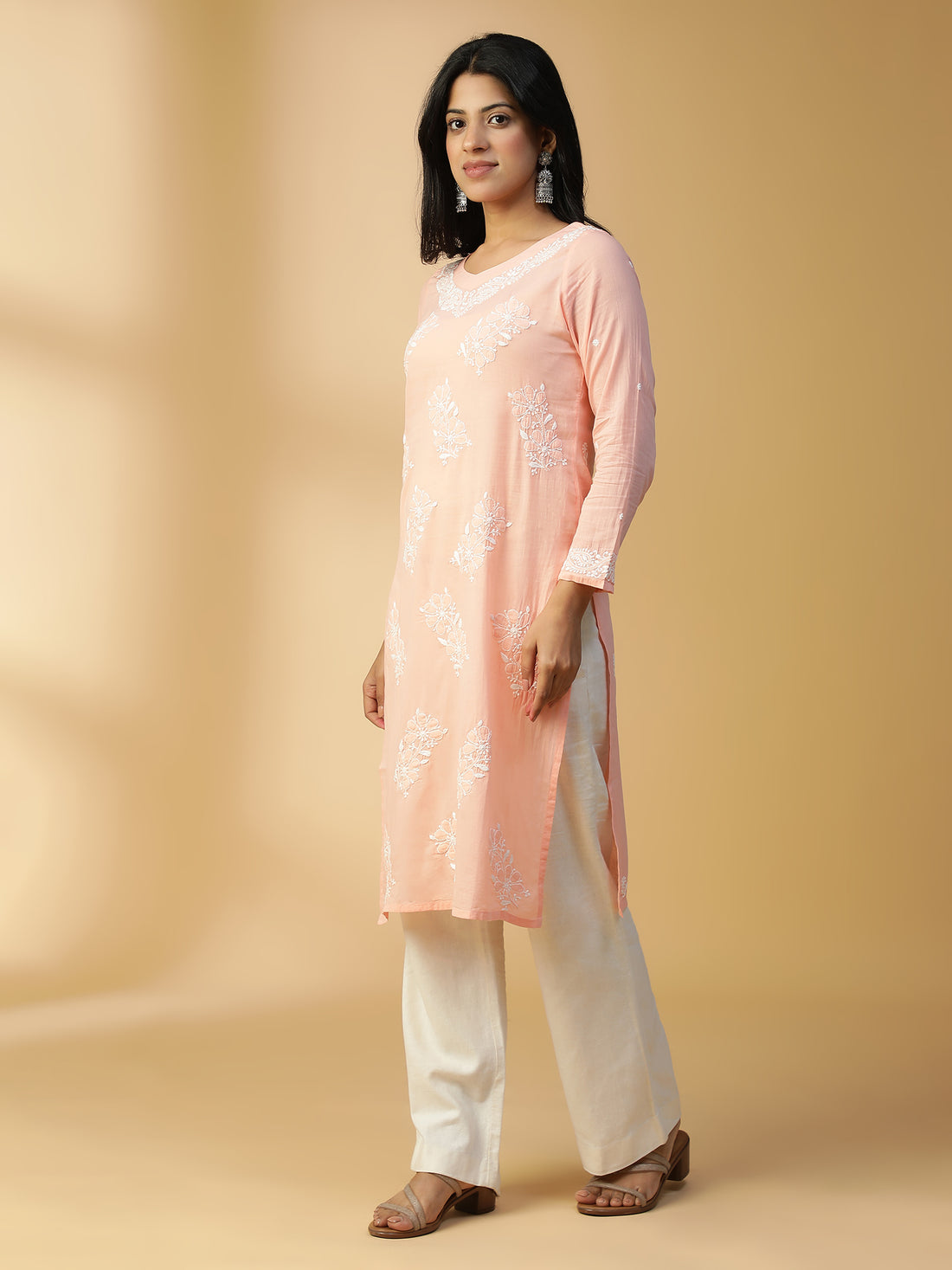 Hand Embroidered Lucknowi Chikankari Cotton Straight Peach Color Kurta CH0007B