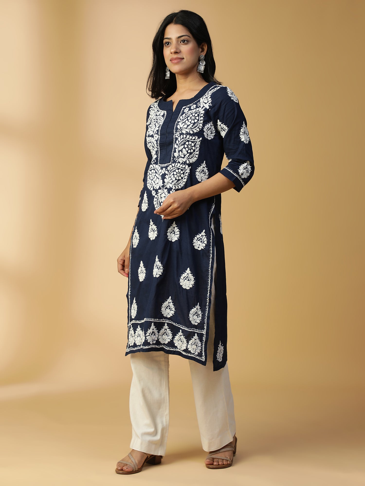 Hand Embroidered Graceful Navy Blue Chikankari Cotton Straight Lucknowi Kurta CH0155