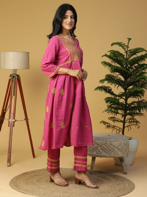 Hand Embroidered Magenta Cotton Lucknowi Chikankari Angrakha Neck Side Gathered Kurta With Pants CH0232