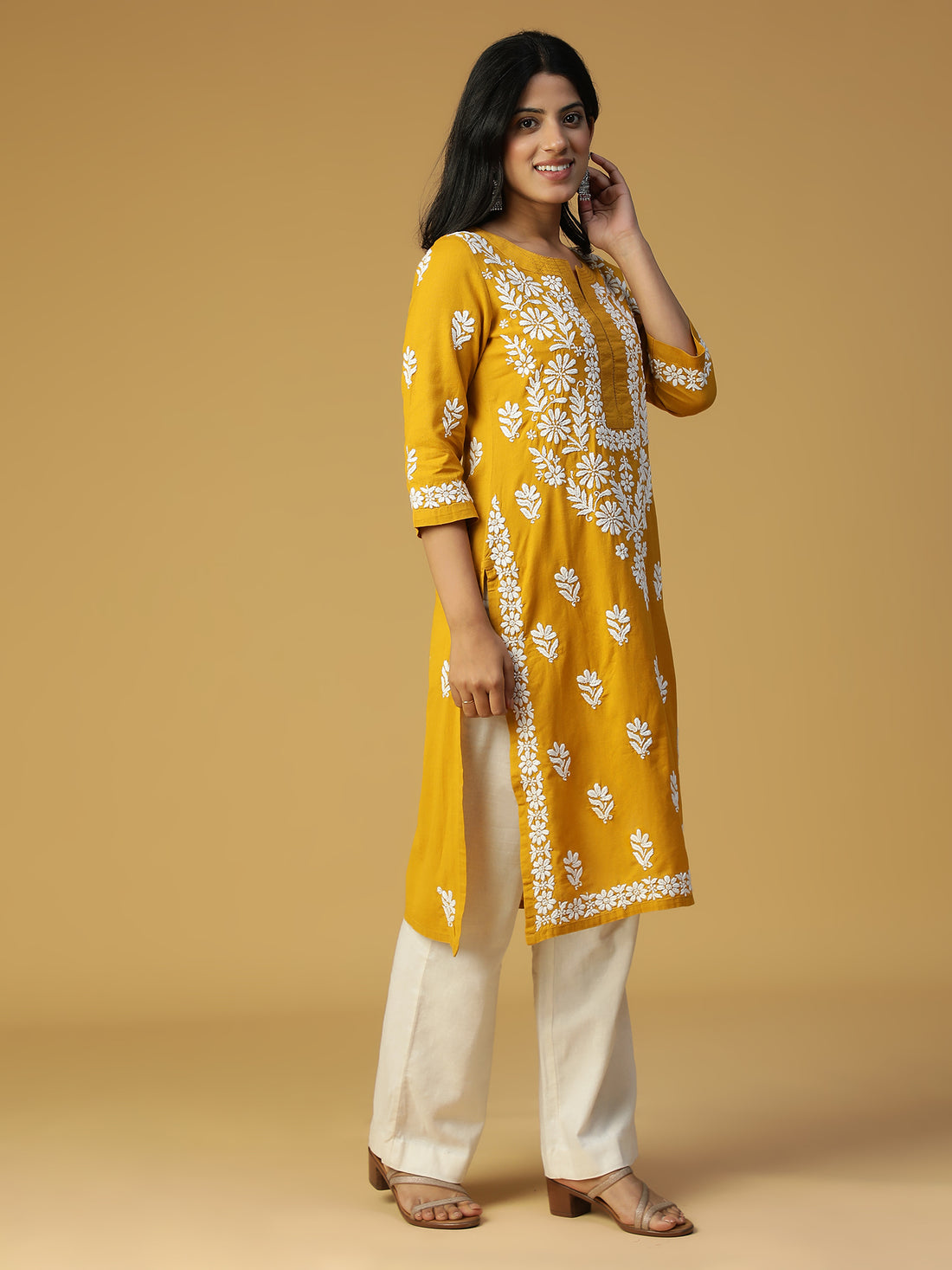 HAND EMBROIDERED MUSTARD COTTON LUCKNOWI CHIKANKARI STRAIGHT KURTA CH0153