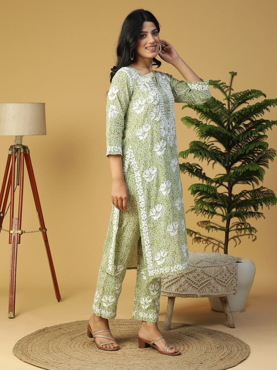 Semal Hand Embroidered Olive Green Printed Mul Cotton Lucknowi Chikankari Straight Kurta With Pants CH0173