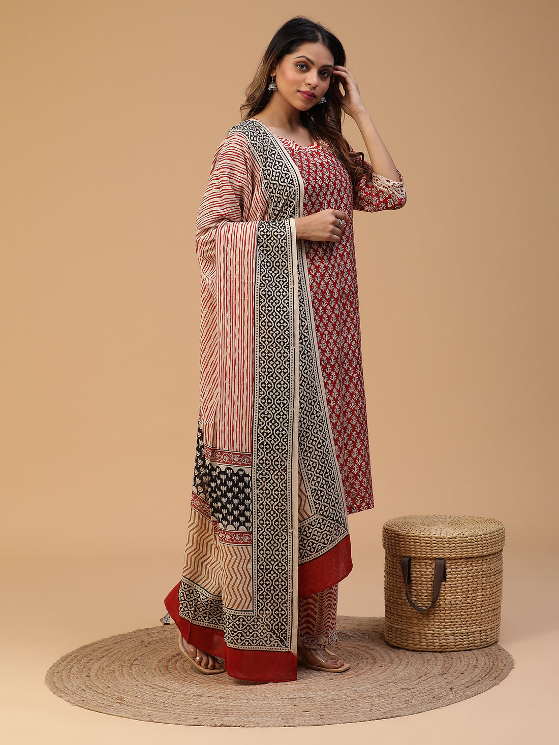 Hand Block Printed Maroon Straight Kurta With Pants And Dupatta Set Blk_001