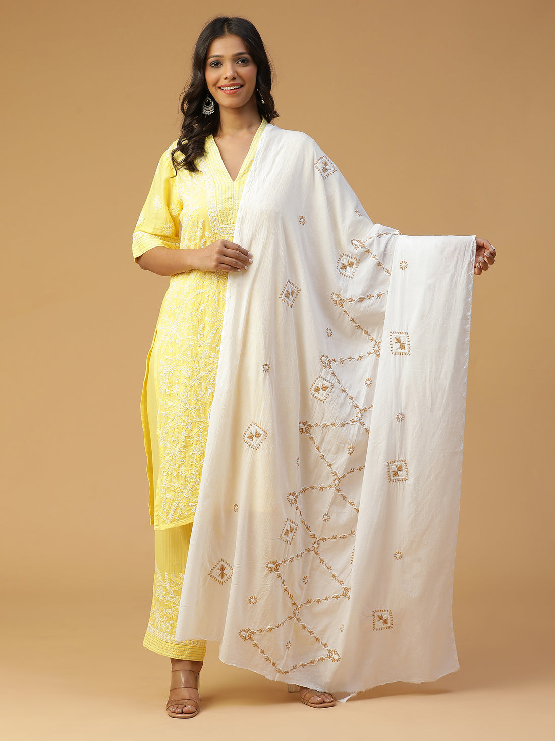 LUCKNOWI CHIKANKARI COTTON MUL DUPATTA