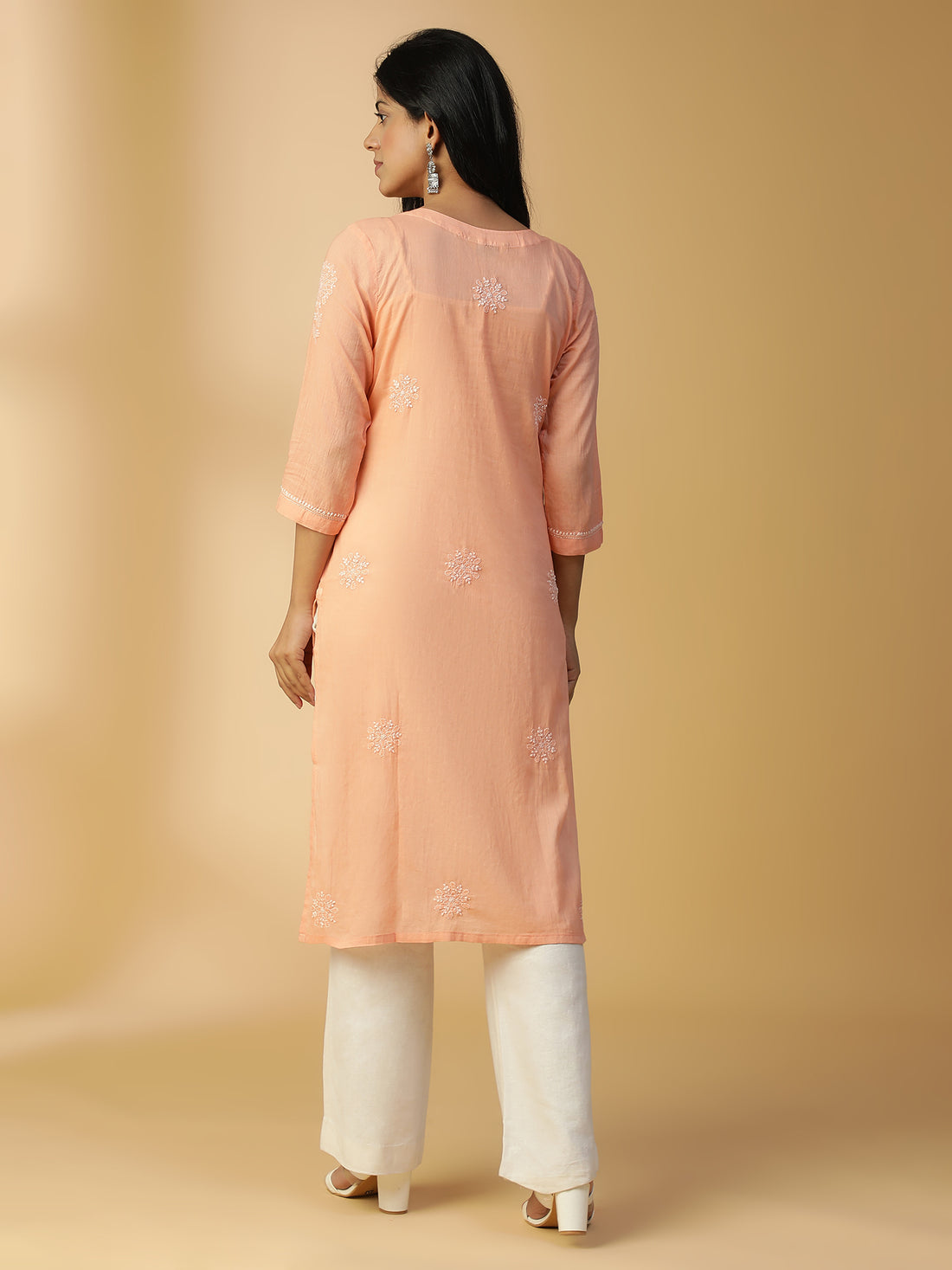 Hand Embrioidered Peach Cotton Lucknowi Chikankari Straight Potli Button Kurta CH0002D