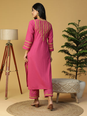 Hand Embroidered Lucknowi Chikankari Cotton Magenta Pintuck Yoke Kurta With Pants Set CH0227