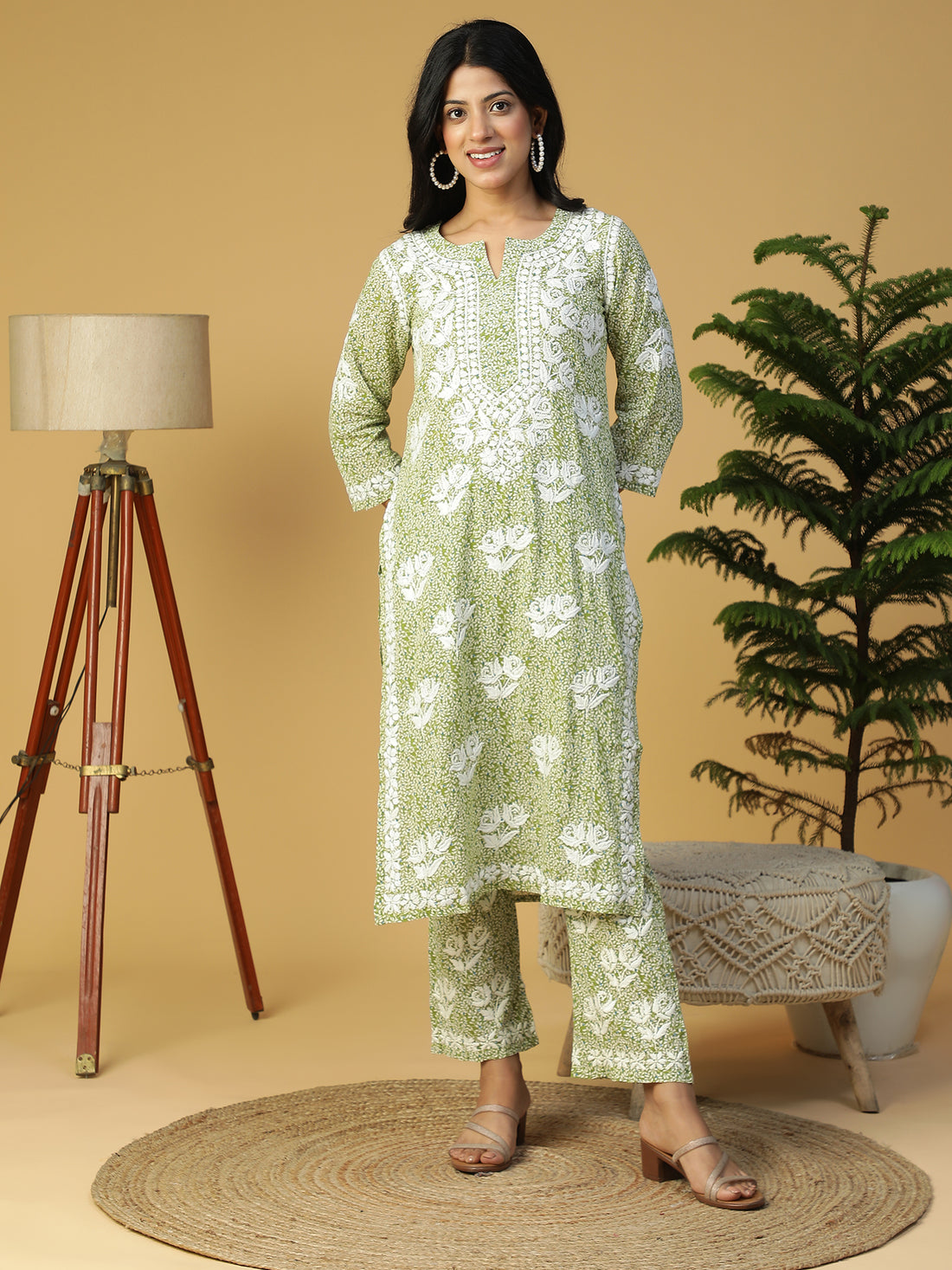 Semal Hand Embroidered Olive Green Printed Mul Cotton Lucknowi Chikankari Straight Kurta With Pants CH0173