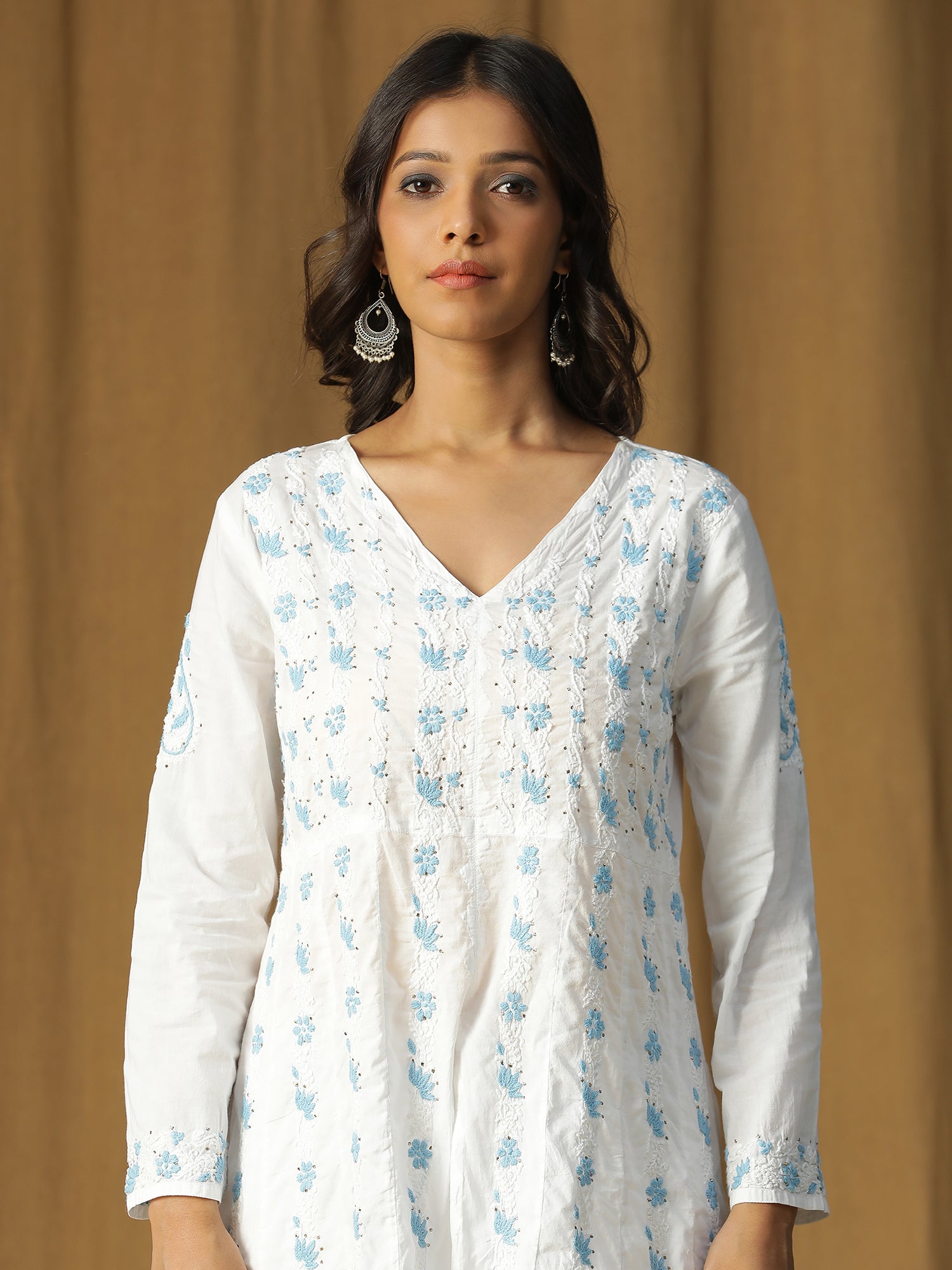 Semal handicrafts Chikankari front slit open long skirt kali kurta