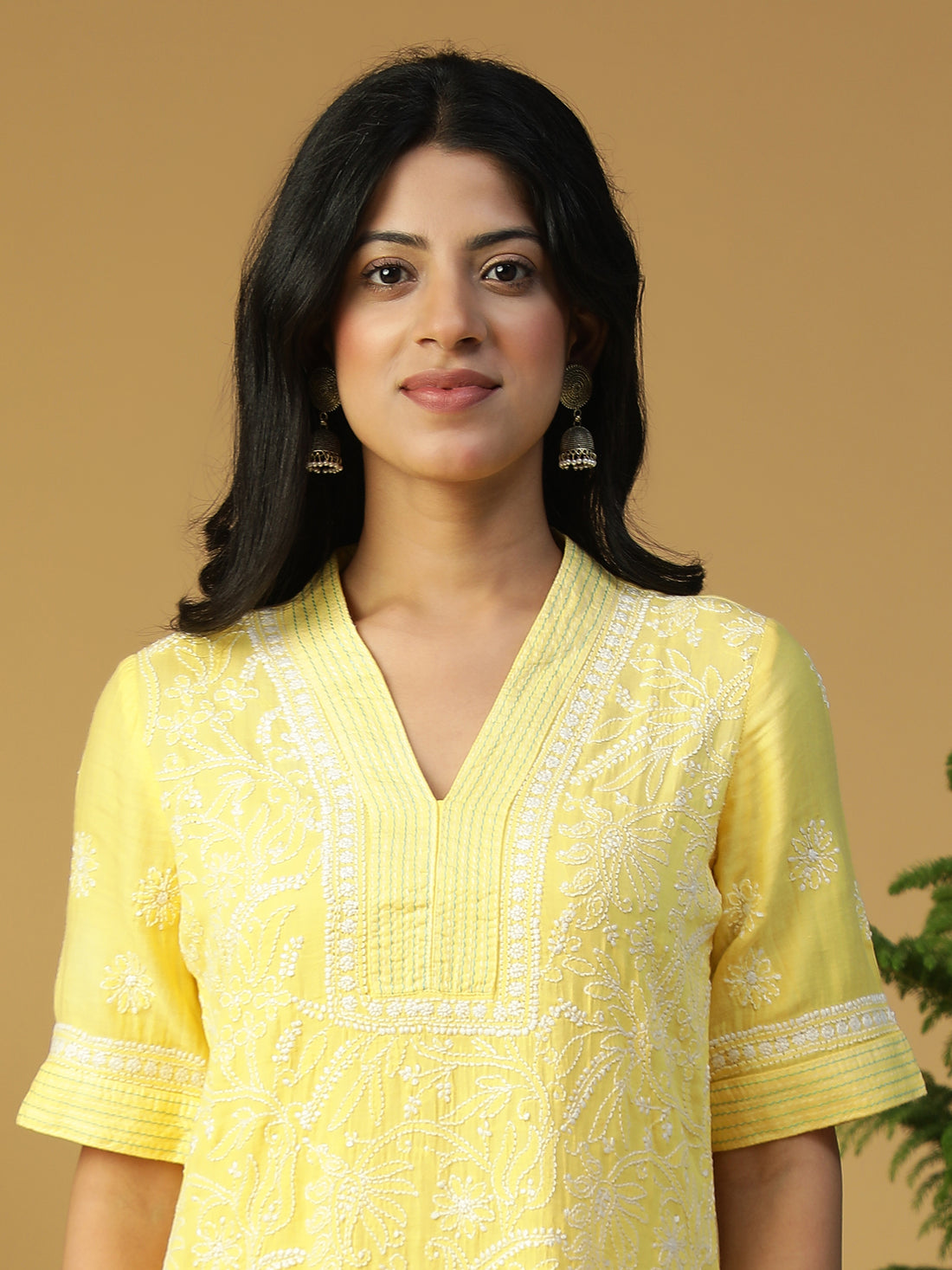 Hand Embroidered Lucknowi Chikankari Yellow Cotton V-Neck Straight Kurta With Elbow Sleeves CH0141B