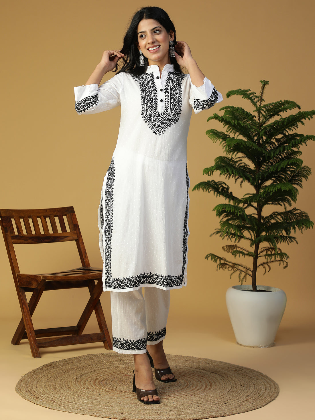 Hand Embroidered Cotton Dobby Lucknow Chikan Black & White Kurta Set CH0215