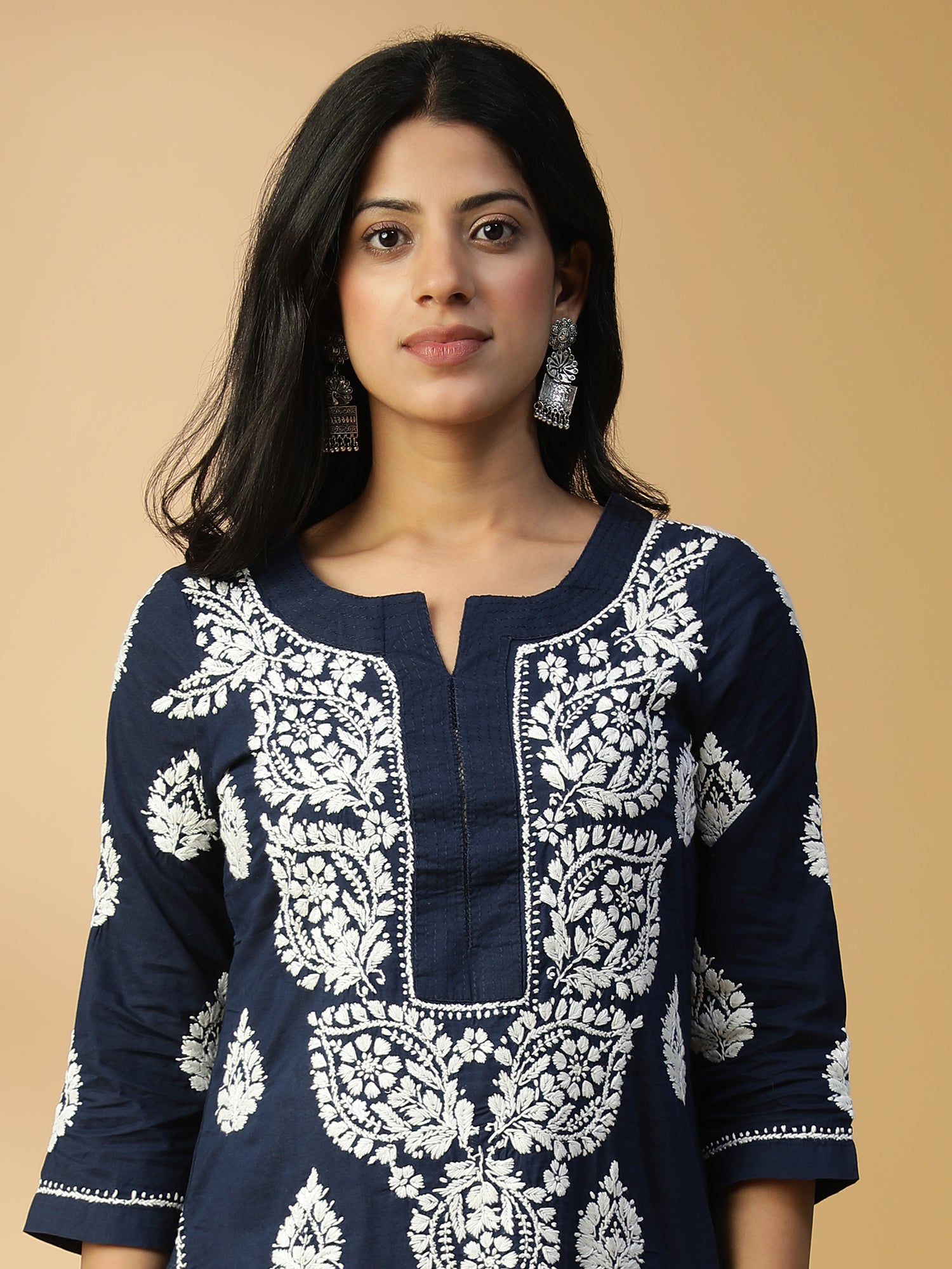 Hand Embroidered Graceful Navy Blue Chikankari Cotton Straight Lucknowi Kurta CH0155