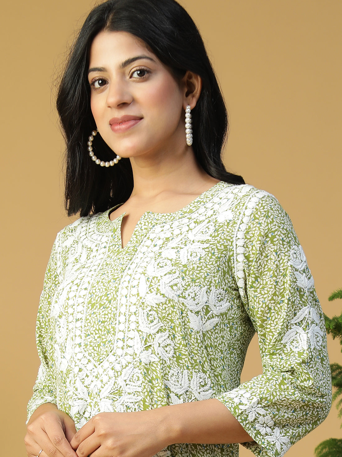 Semal Hand Embroidered Olive Green Printed Mul Cotton Lucknowi Chikankari Straight Kurta With Pants CH0173