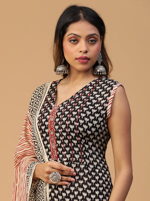 Hand Block Printed Black Straight Sleeveless Kurta With Pants and Dupatta Set Blk_003