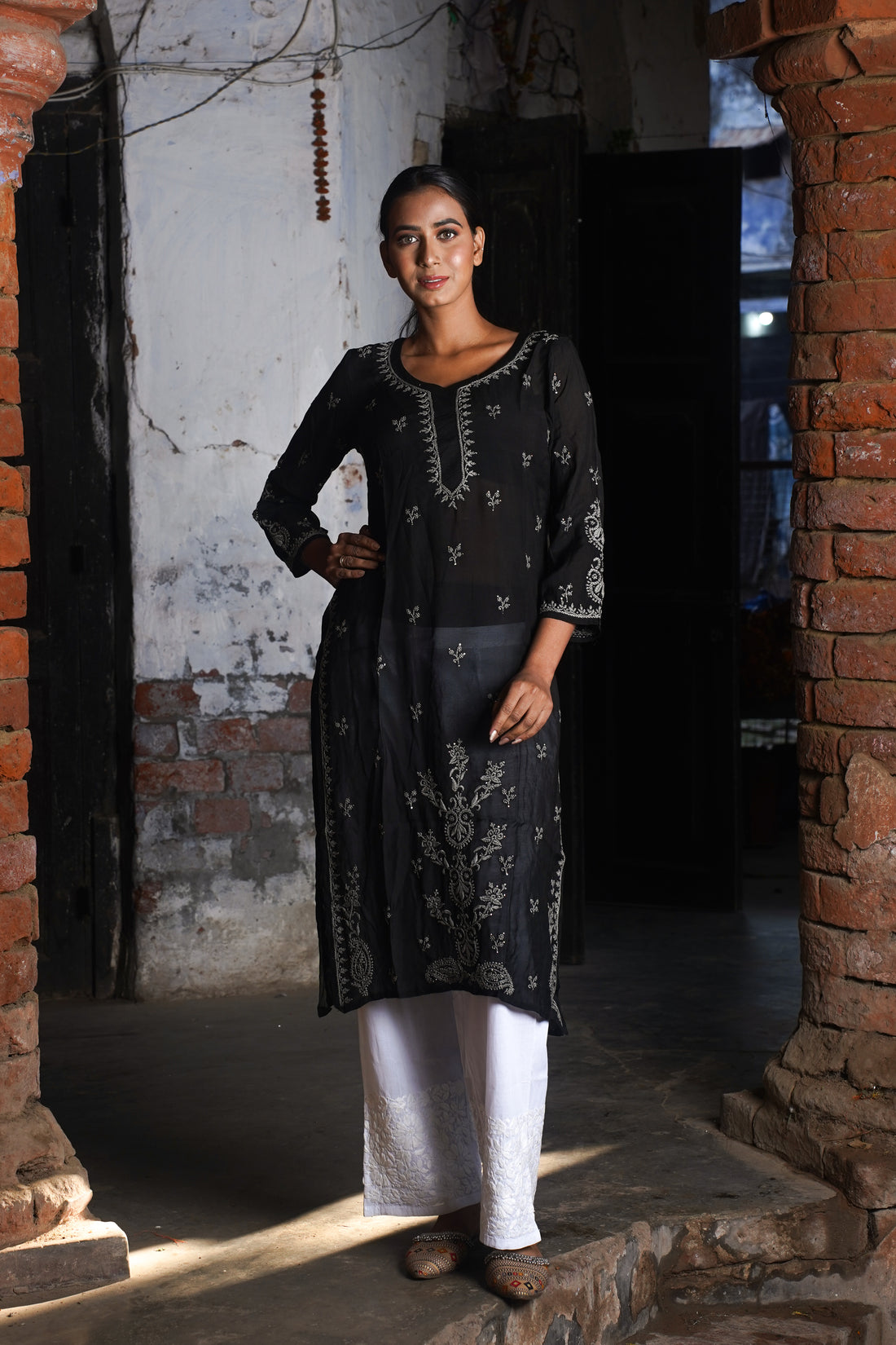 Semal handicrafts Chikankari straight black kurta