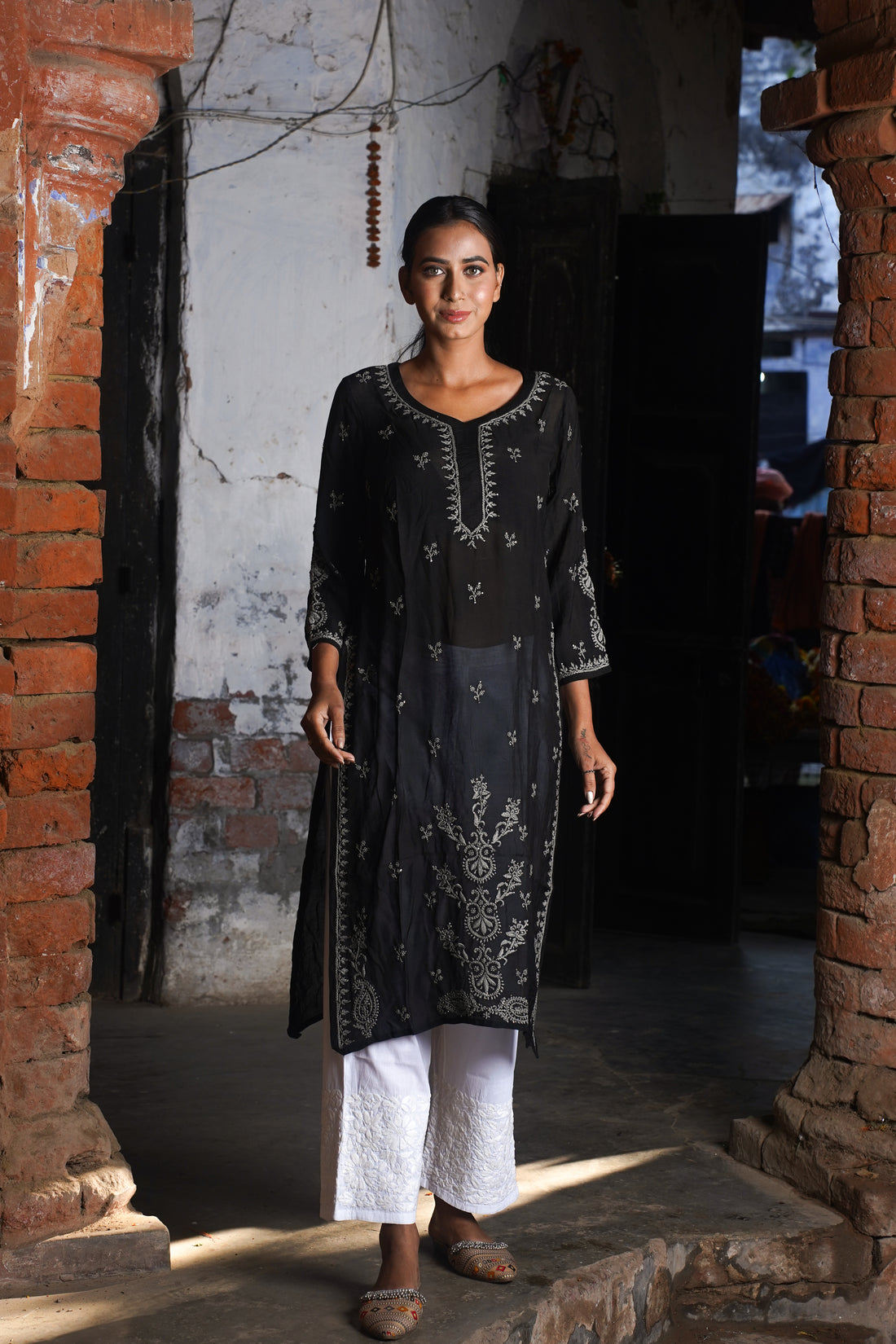 Semal handicrafts Chikankari straight black kurta