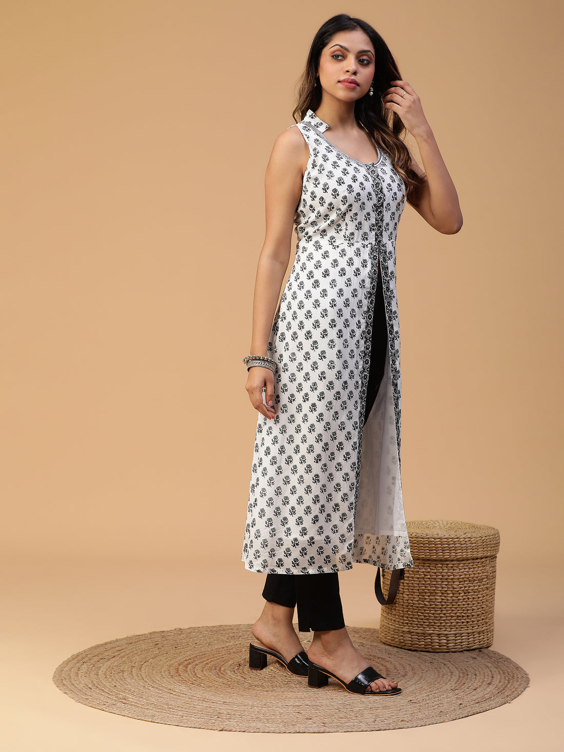 Hand Block Printed White Straight Front Slit Open Kurta Blk_007