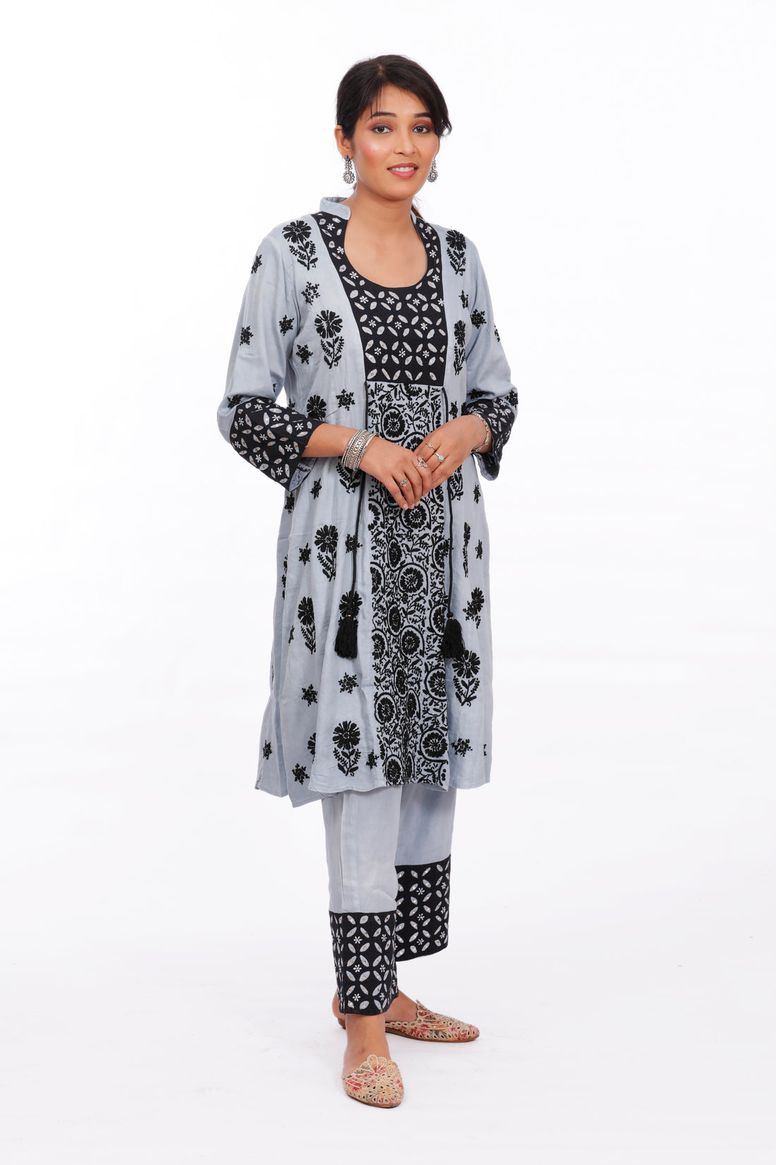 Semal Handicrafts Chikankari Cotton Kurta Set with Applique work