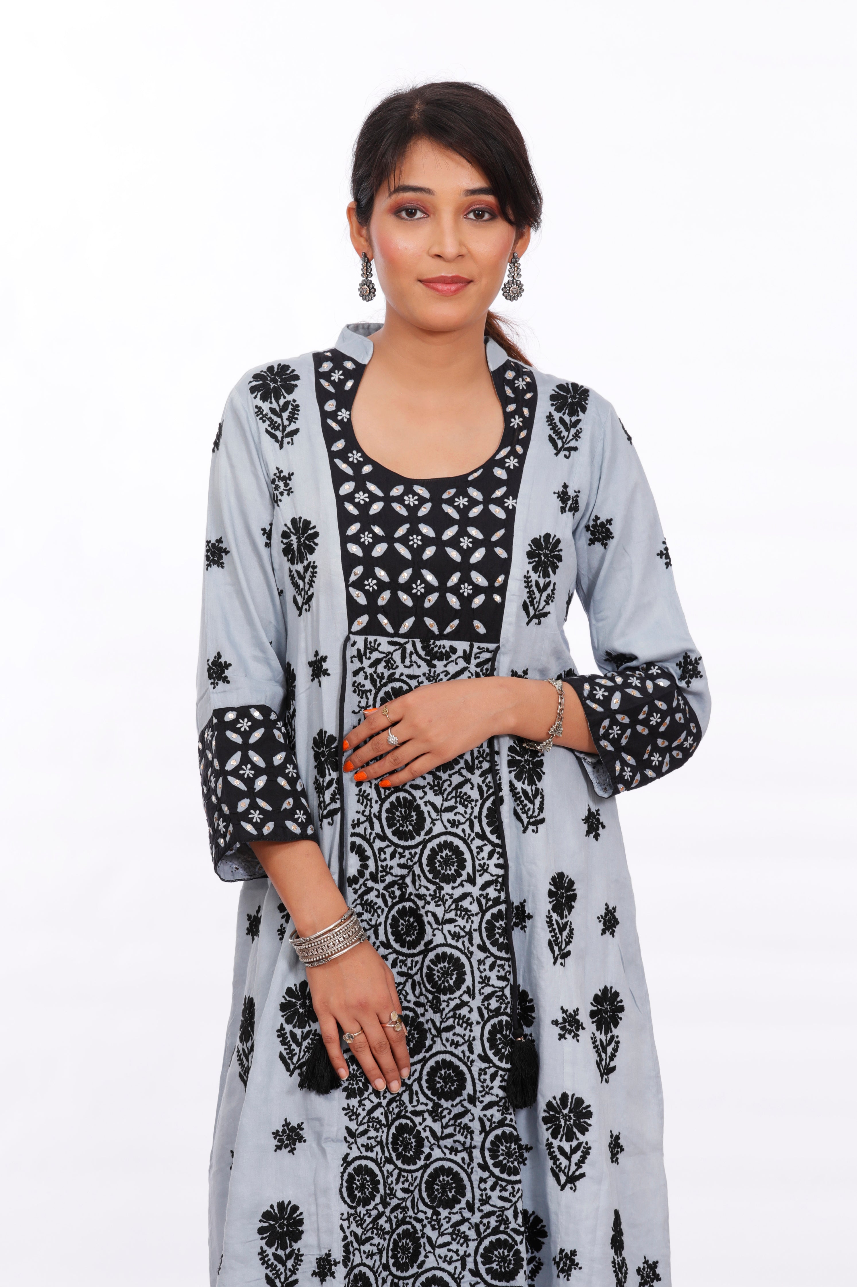 Semal Handicrafts Chikankari Cotton Kurta Set with Applique work