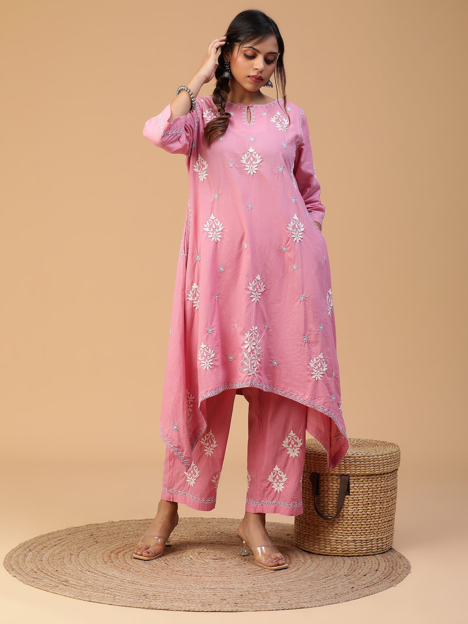 CHIKANKARI A- SYMMETRIC KURTA SET