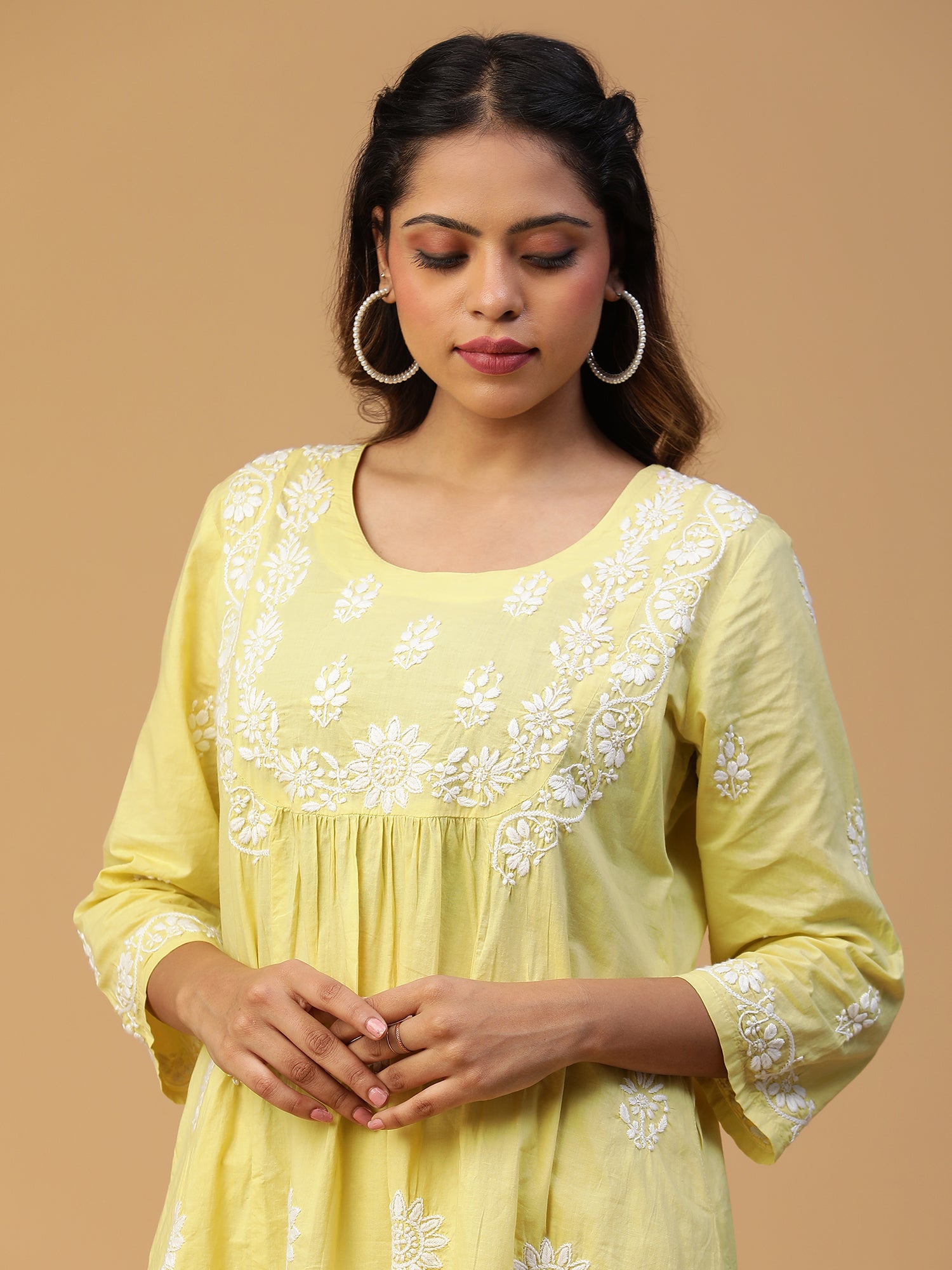 CHIKANKARI ROUND NECK YOKE GATHERED KURTA SET